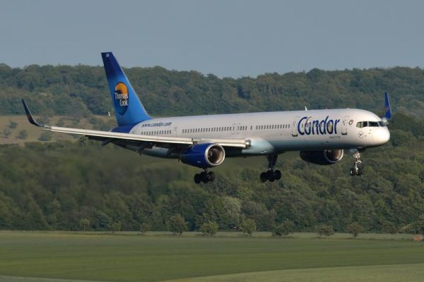 La Commission pourrait provoquer la fermeture d'une centaine d'aéroports régionaux